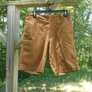 EUC Men's Old navy shorts size 32
